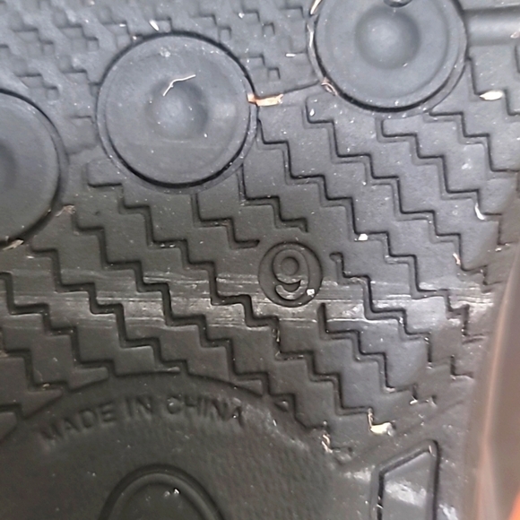 ANYWEAR UNISEX SLIP ON CLOG COMFORT BLACK RUBBER WATERPROOF SANDAL SIZE 9 - Picture 7 of 7